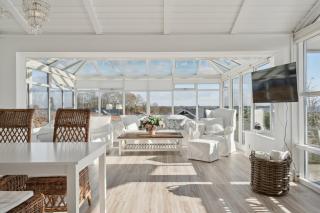 Lovely Summer House With Sea View - 2
