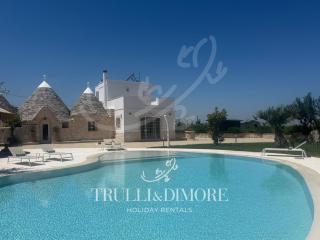 TD Trulli Bruco Large Pool for Family Fun - 4