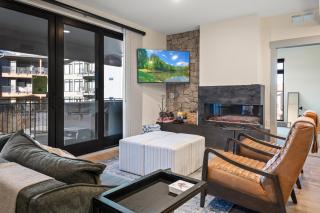 Downtown WP Condo 1308 I Private Hot Tub I AC I Great Views I Activity Program - 3