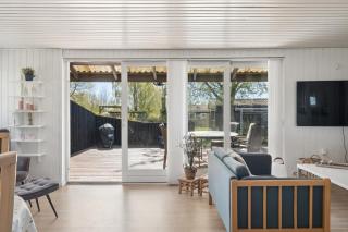 Holiday Home For 6 Near Beach And Hals Town - 3