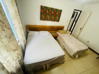 2 quartos, 2 banheiros, sala e cozinha - 2 minutos para a praiano Porto da Barra - 201-40 - 7