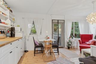 Cozy Seaside Cottage On Sejerø - 6