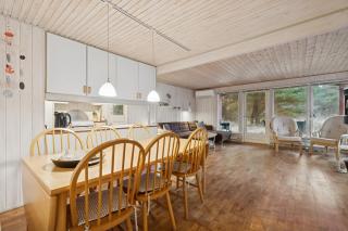 Nature-Focused Cottage Near Sea And Beaches - 5