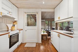 Nature-Focused Cottage Near Sea And Beaches - 2