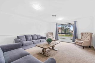 The Grandview | 5BR Family Home, Two Lounges - 5