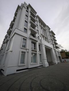 Premium One-Bed Apartment - The Avenair - MM ALAM Gulberg - 1