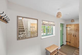 The Coach House - 8
