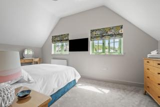 The Coach House - 5