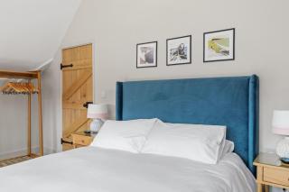 The Coach House - 2