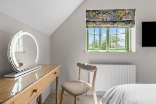 The Coach House - 3