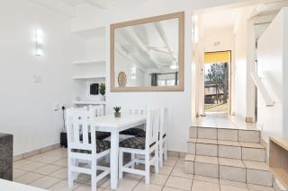 Chakas Rock Chalets 22 - Ballito - 3