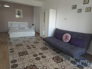 Beach Studio by Sunny Mamaia - 7