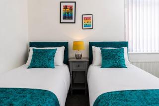 Contractor 2BR Long Stays Great Views - 7