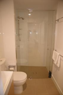 Spacious two bedroom apartment in South Brisbane - 5