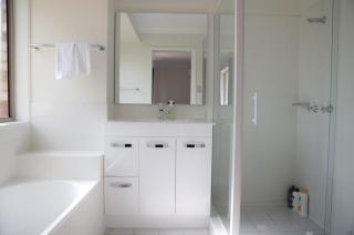 3 bedroom townhouse in Woodridge - 3