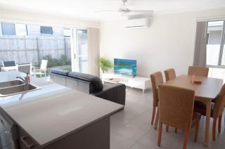 4 Bedroom unit at Logan Reserve - 0