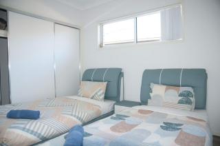 4 Bedroom house in Coomera - 5