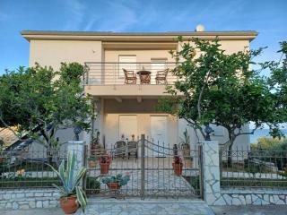 Beautiful house with a view of the Amvrakikos Gulf! - 0