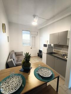 Appartement 2 personnes au coeur de Sainte Luce - 0