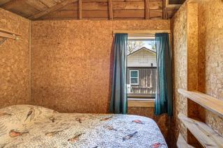 Waterfront Hideaway on Gull Lake: Fish & Boat! - 1