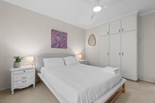 Courtyard 2 Bed Apartment Mile End - 2