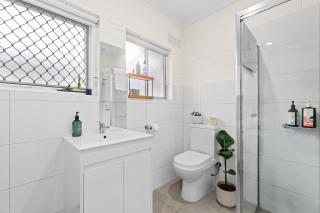 Courtyard 2 Bed Apartment Mile End - 1