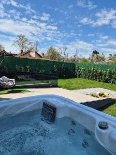 Nikis House Luxury Pool - Spa Villa - 2