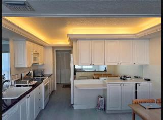 Spacious 2 Bedroom Oceanview Condo in Lauderdale - 7