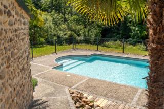 Charmante maison de campagne avec piscine -  - 9