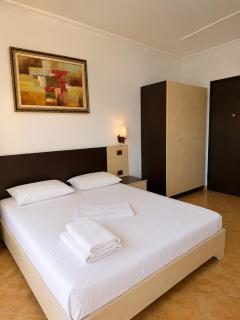 Sunset Rooms - 7