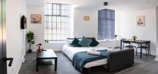 Modern 1 Bedroom Apartment in Derby with Parking - 7