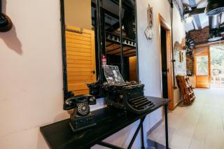 Old Fisherman's House 2 - 8