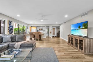 Tee Up for Relaxation! Golfview PGA National Condo - 0