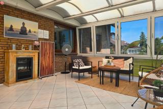 Charysma - Chillout-Loft, Wintergarten, E-Kamin, Massage-Sessel, Schlafzimmer mit Smart-TV, 2 Parkplätze - 2