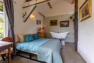 The Stables - Kampen - 0