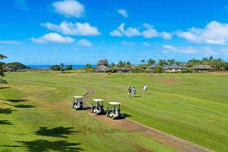 On Golf Course 2BR Sleeps 6 AC Pool - 3