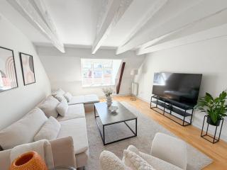 Spacious and bright 4-room apartment in downtown Aalborg - 9