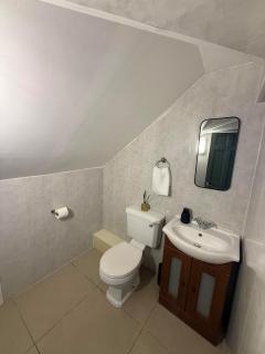 Charming 5 Bed Cashel Townhouse - 6