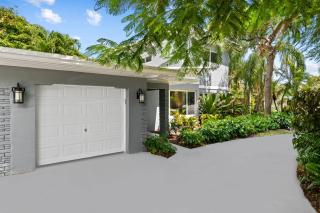Mimosa Manor - A Tropical Heated Pool Oasis in the Heart of Wilton Manors - 3
