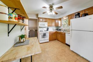 2 Mi to I-88 & Hospital! Extended Naperville Stay - 8