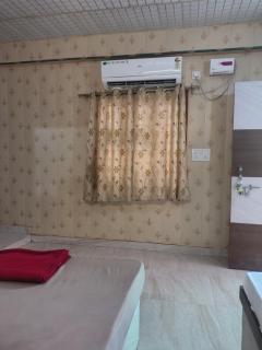 Shree Jagdambey hotel - 6