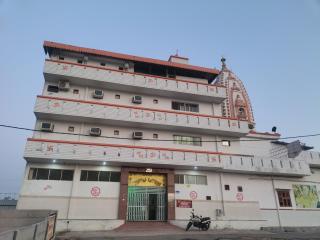 Shree Jagdambey hotel - 5