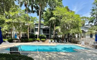 Pet Friendly Beach Villa - walk to the beach - pools tennis and more - 2
