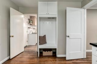 Spacious Overland Park Home Walk to Dining 20 Min to Stadium - 2