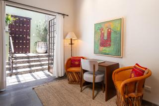 Casa Esperanza, 2BR Designer Charm & Rooftop Views - 6