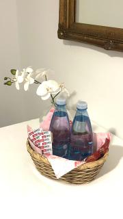 Nicole Guest House - Private Room & Bathroom - 6kms from City - 1