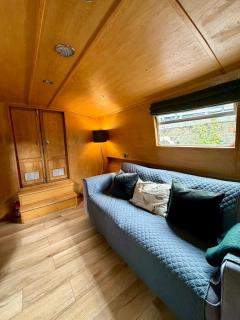 Edinburgh - Houseboats - 2