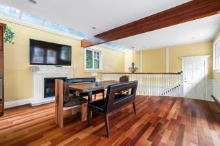 Kerrisdale cozy house - 2