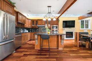 Kerrisdale cozy house - 1