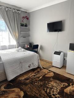 Phapel Home-Away - 2